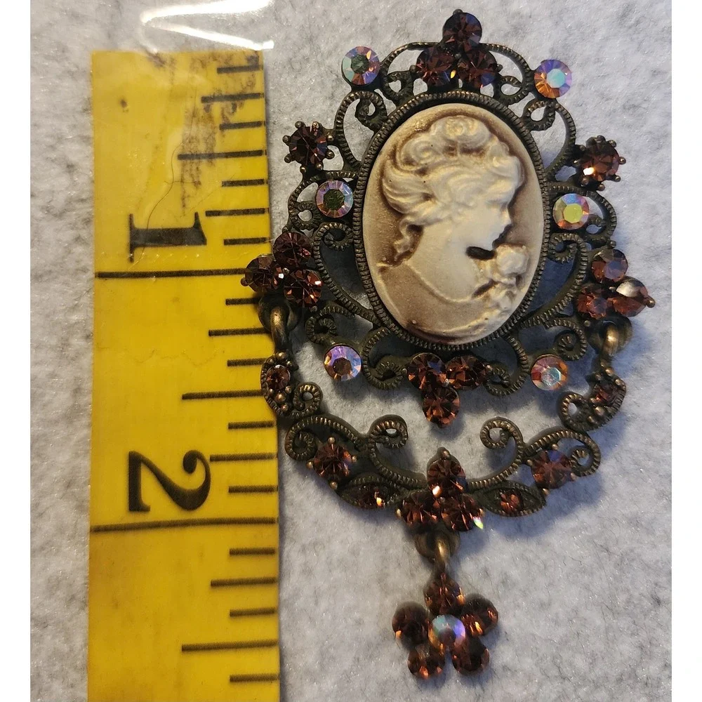 VTG Cameo Brooch Pendant Bronze Tone Amber Rhinestone AB Crystal 2.75